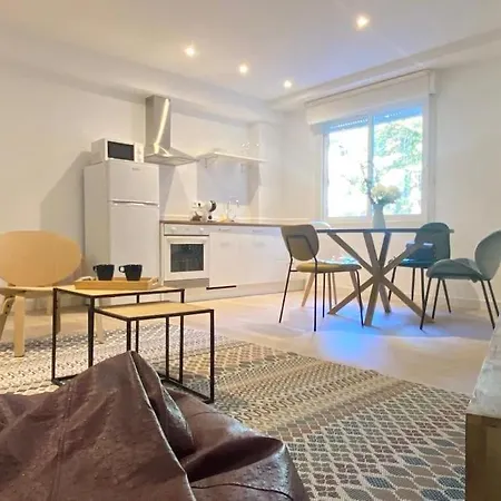 Apartamento Estudio A Estrenar Totalmente Nuevo En Camelias. Vigo