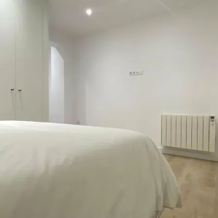 Estudio A Estrenar Totalmente Nuevo En Camelias. Apartamento Vigo