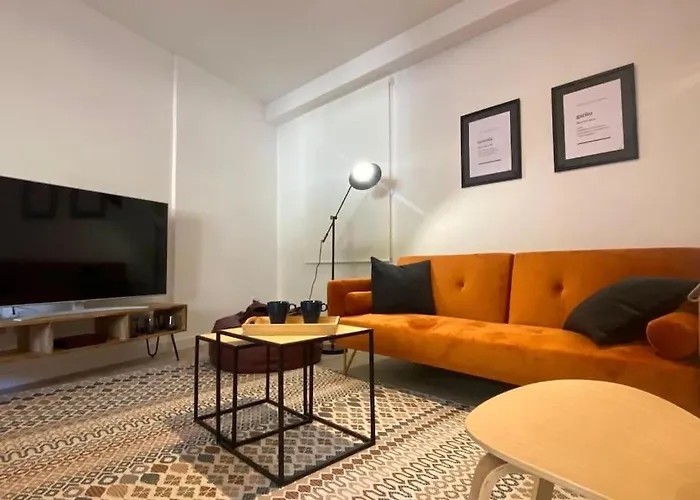 Estudio A Estrenar Totalmente Nuevo En Camelias. * Vigo