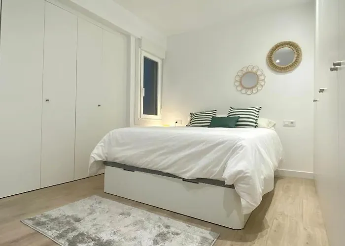 Estudio A Estrenar Totalmente Nuevo En Camelias. * Vigo